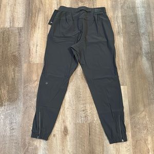 New Lululemon Men’s Surge Joggers Dark Grey